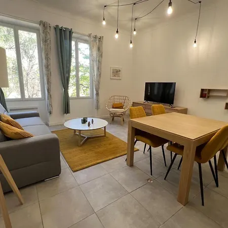 Appartement Alice - T2 Cossu Et Calme En Plein Coeur D'ajaccio